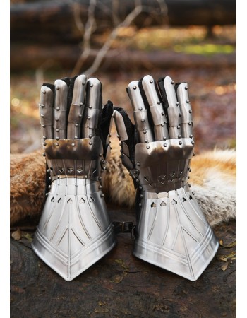 Gothic Gauntlets (pair), steel