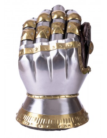 Hourglass Gauntlets, c. 1390