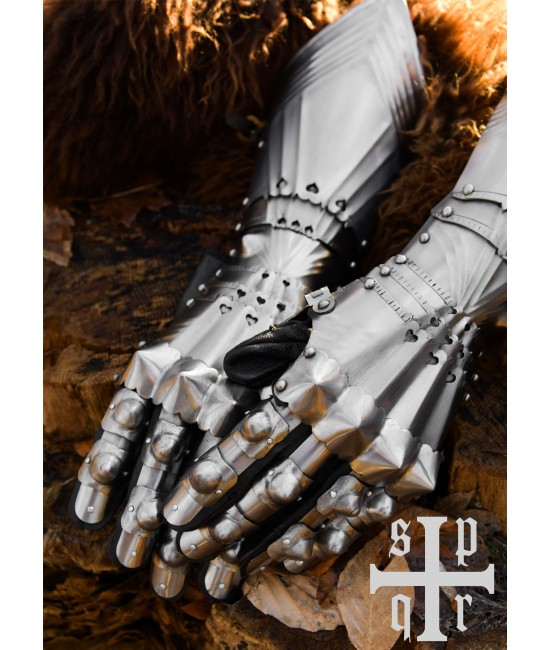 Medieval Plate Gauntlets, 1,3mm steel