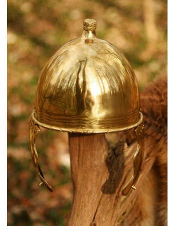 Republican roman helmet Montefortino