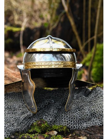 Roman helmet Imperial Italic G