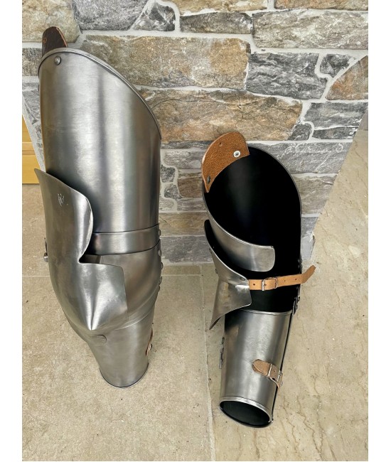 Protezioni per braccia medievali