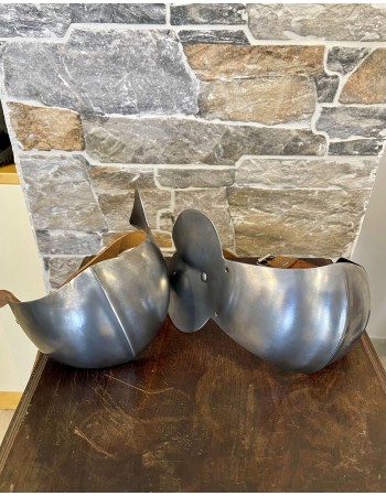 Medieval arm protection