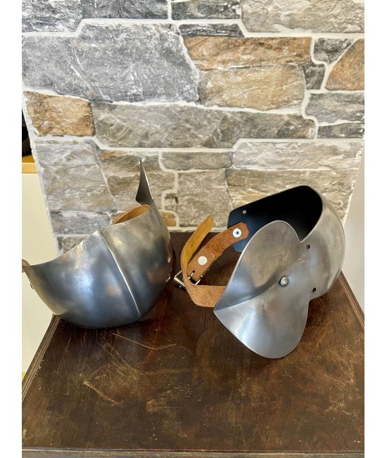 Medieval arm protection
