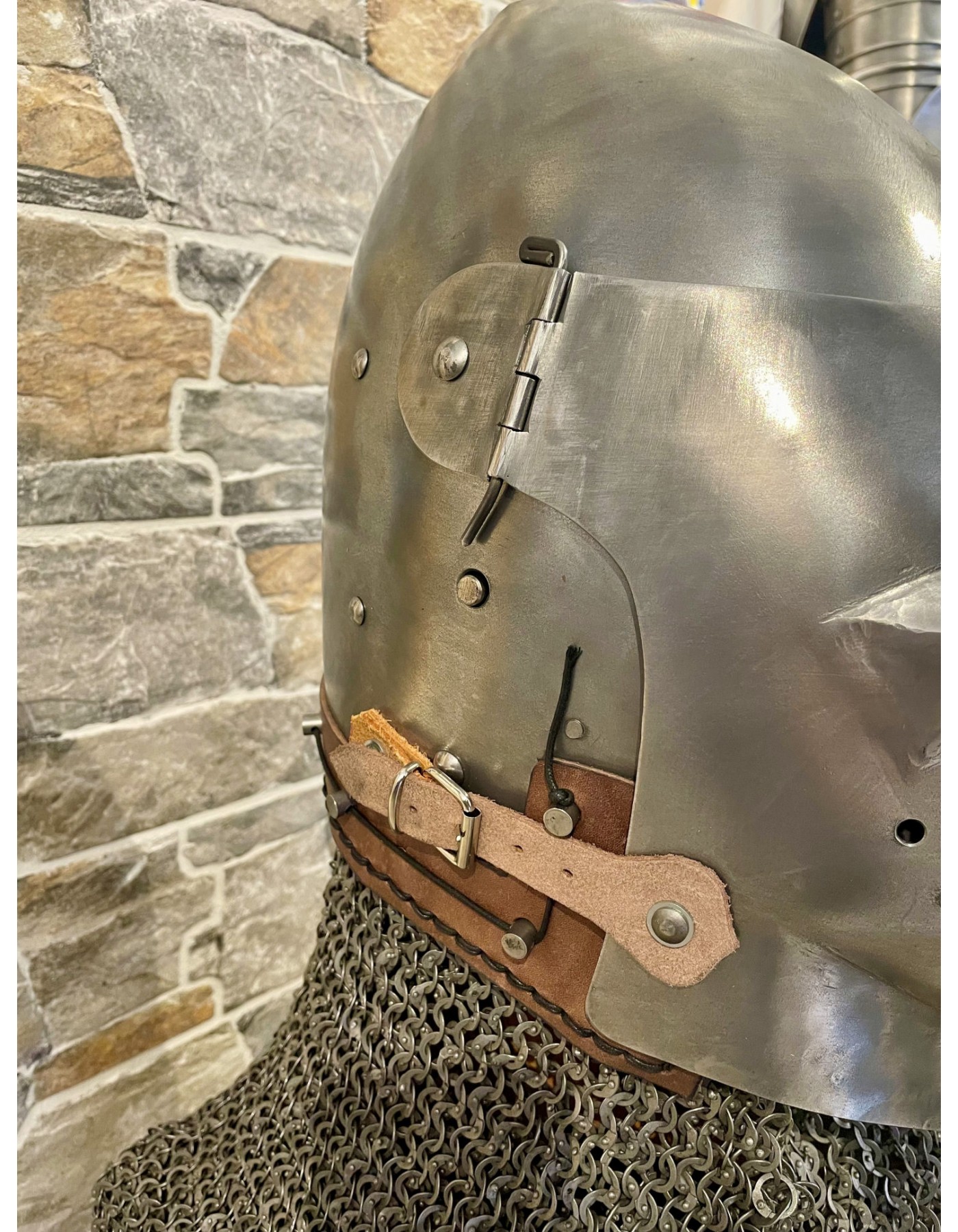 Medieval bassinet helmet with spout