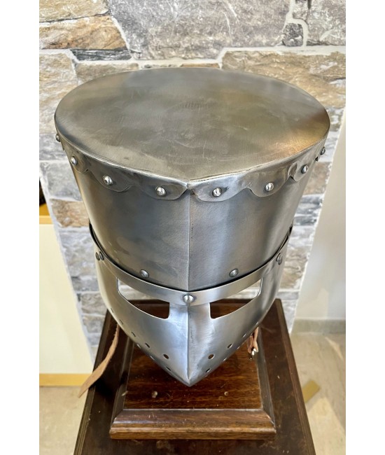 Crusader Helmet - Great Helmet