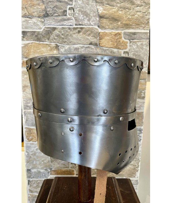 Crusader Helmet - Great Helmet