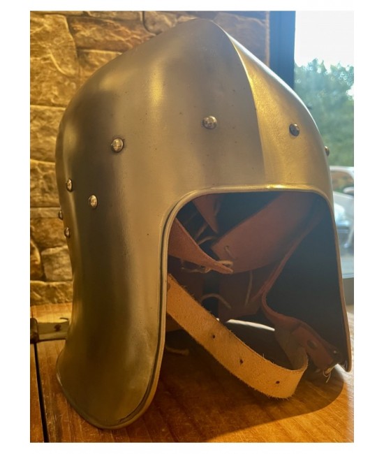 Barbute helmet