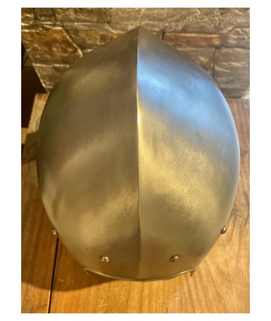 Barbute helmet