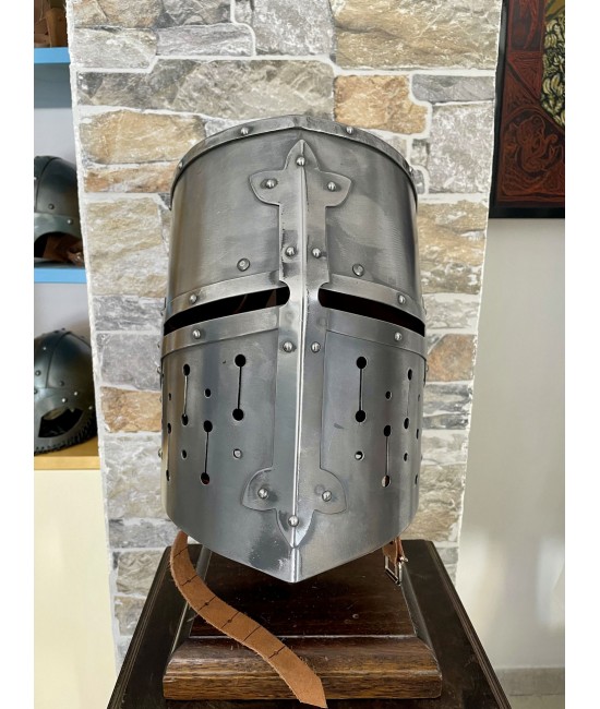 Templar Helmet - Battle Ready