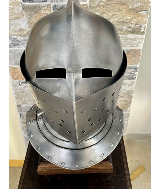 Elmo Medievale da Cavaliere
