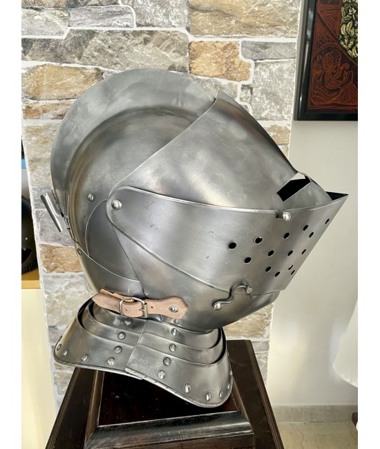 Elmo Medievale da Cavaliere
