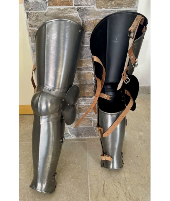Articulated Medieval Chaps