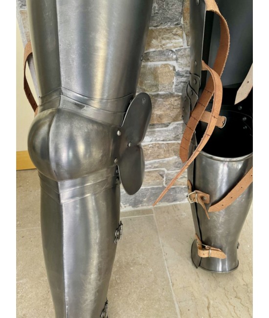 Articulated Medieval Chaps