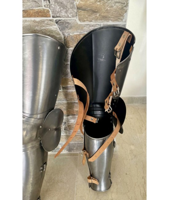 Articulated Medieval Chaps