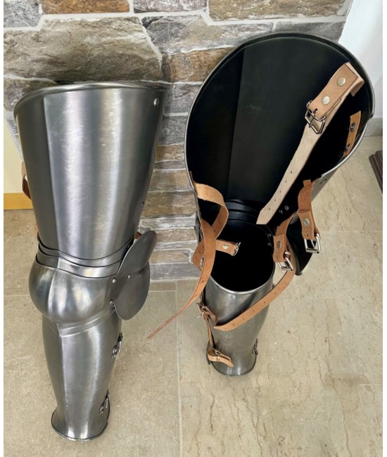 Articulated Medieval Chaps