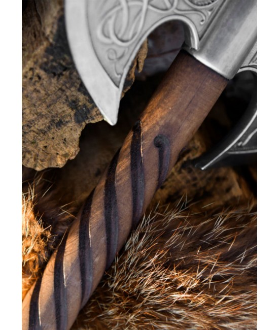 Double-bladed axe