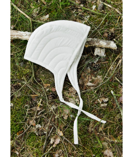 Padded arming cap