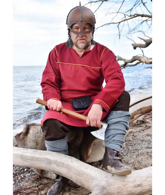 The Gjermundbu Helmet with riveted aventail, 2 mm steel