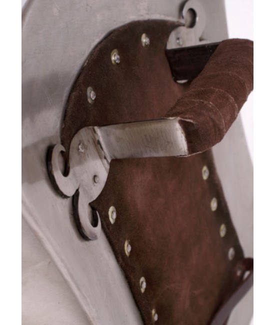 Rectangular buckler