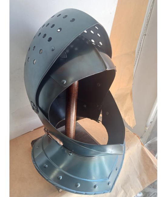 Great Bascinet Helmet - Knight's Helmet