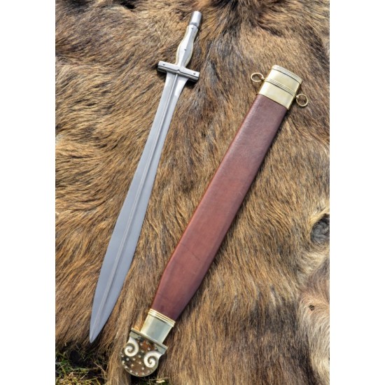 Hoplite sword from Campovalano