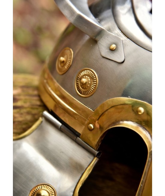 Elmo da centurione romano