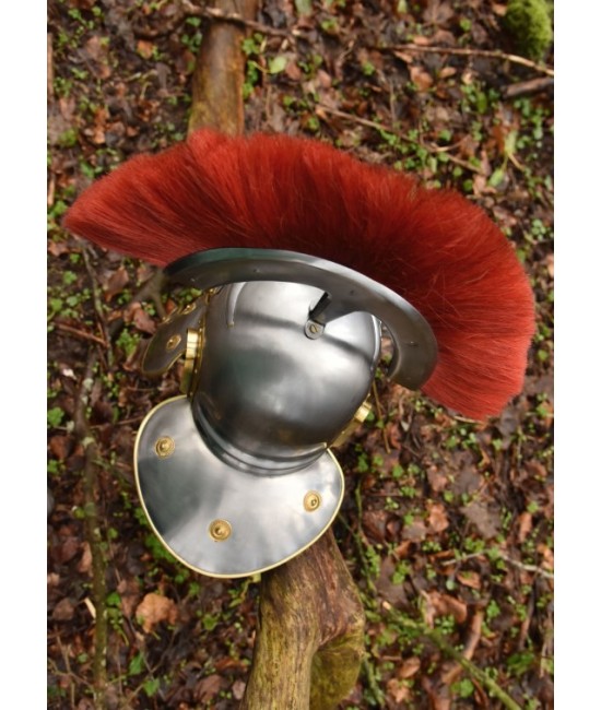 Elmo da centurione romano