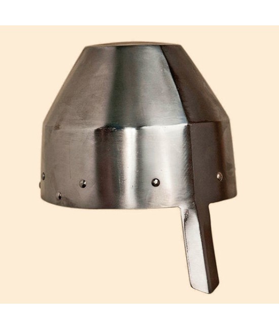 Kettle hat with nasal