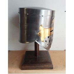 Templar helmet cylinder