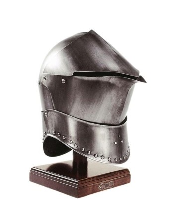 Frog-mouth Helm