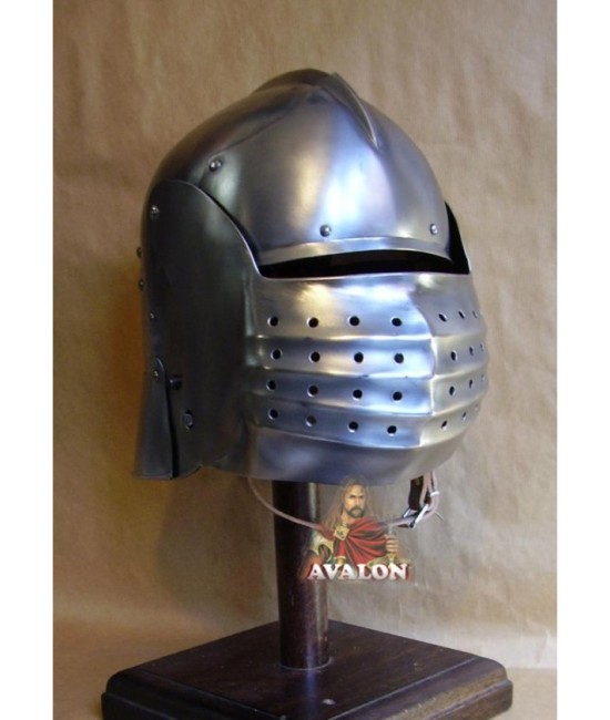 Bellows sallet helmet