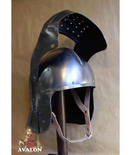 Bellows sallet helmet