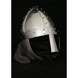 Spangenhelmet with cheek guards and aventail