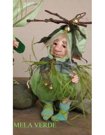 Elf doll: Green Apple