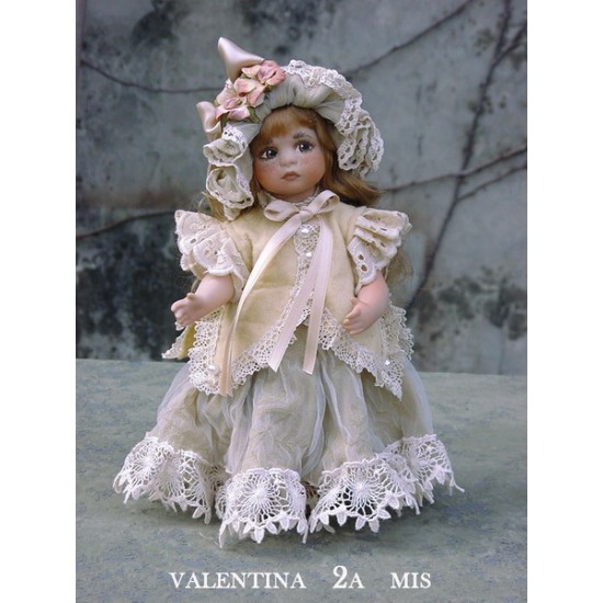 Doll Valentina 2A Mis - Size: 18 cm