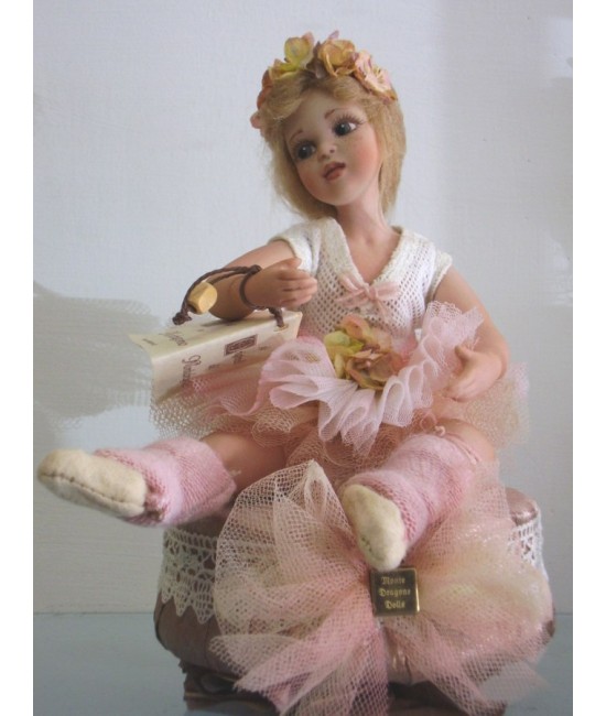 Doll: Luisa ballet dancer with music box - Height: 20 - 10 cm