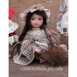 Cinderella Porcelain Doll (small)