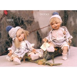Didi and Dodo, Porcelain Dolls - Collectible Porcelain Doll - Height: 11 in