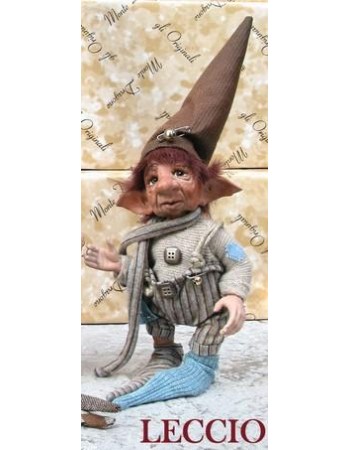 Elf Doll: Holm
