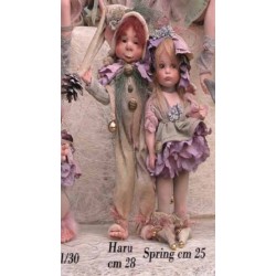 Spring, porcelana doll