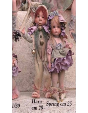 Spring, porcelana doll