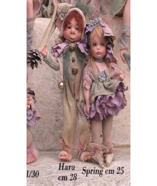 Spring, porcelana doll