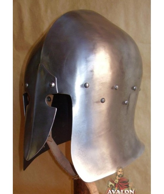 helmet barbuta